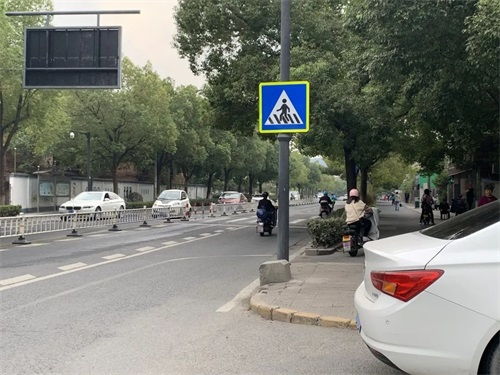 蕭山非機(jī)動(dòng)車道“斷頭路”設(shè)置合理性之辨