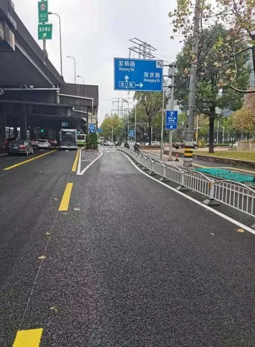 交通微改造，鋪就大通暢 公交港灣、友誼西路助力出行便捷